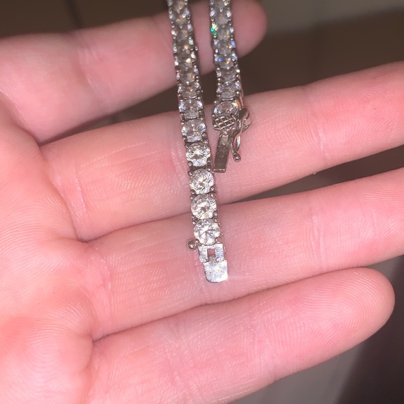 ITEM #4 sliver necklace - Picture 3 of 5